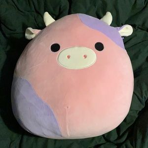 Patty the cow Squishmallow